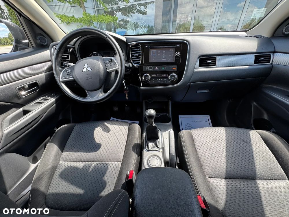 Mitsubishi Outlander ver-2-0-invite-plus-2wd - 29