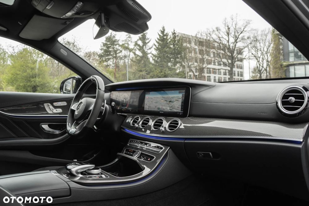 Mercedes-Benz Klasa E AMG 63 S 4Matic+ 9G-TRONIC - 18