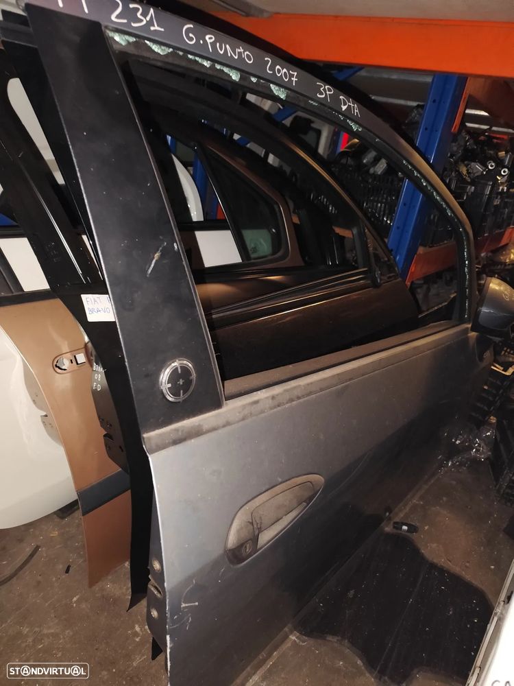 FIAT GRANDE PUNTO PORTA DIREITA / 3 PORTAS - PF231 - 1