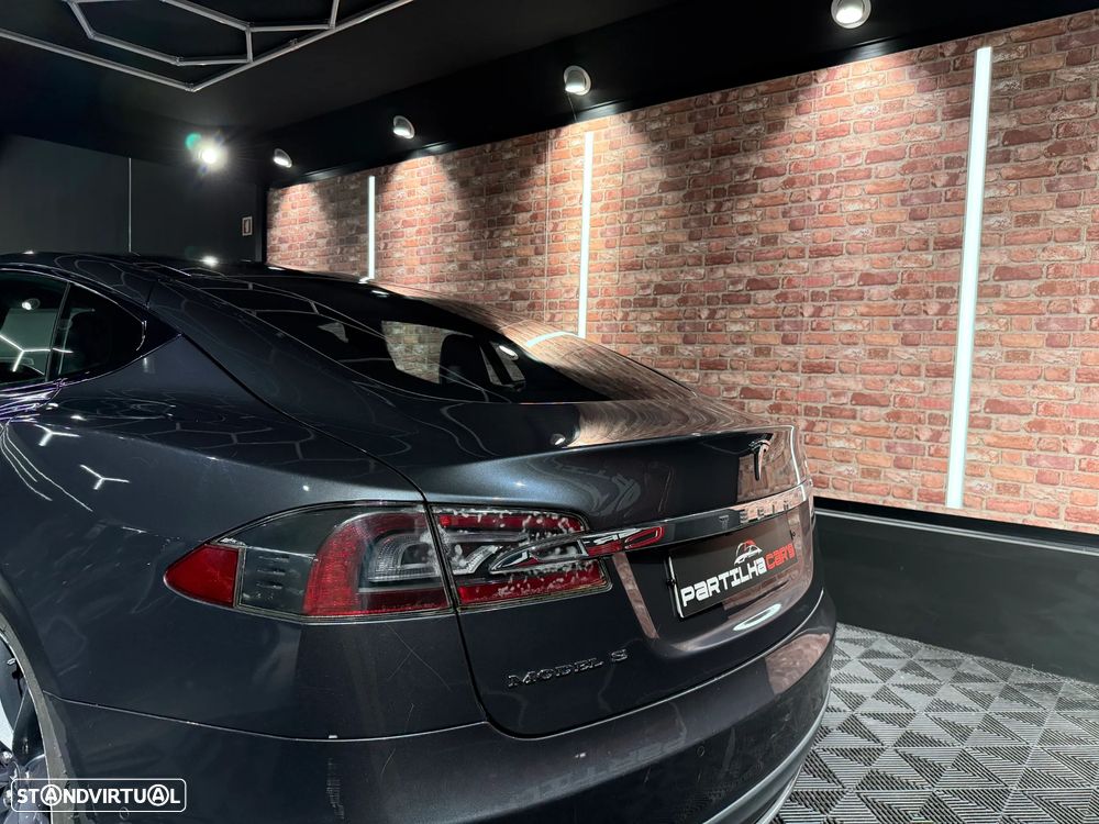 Tesla Model S 85D AWD - 5