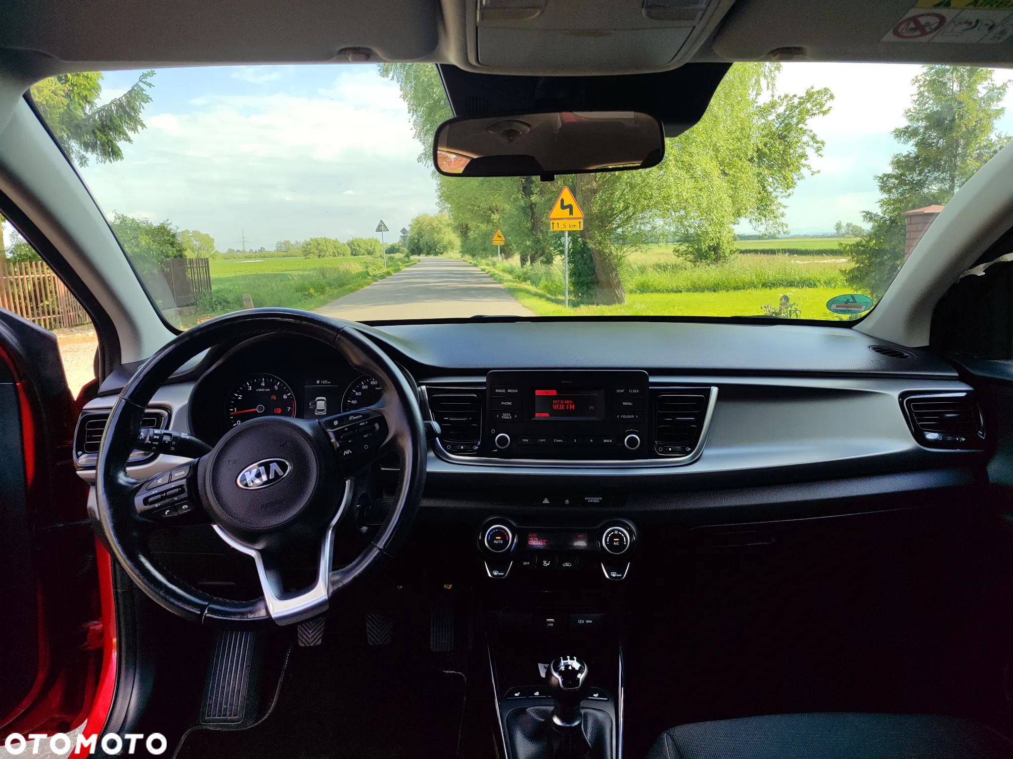 Kia Rio 1.2 L - 10
