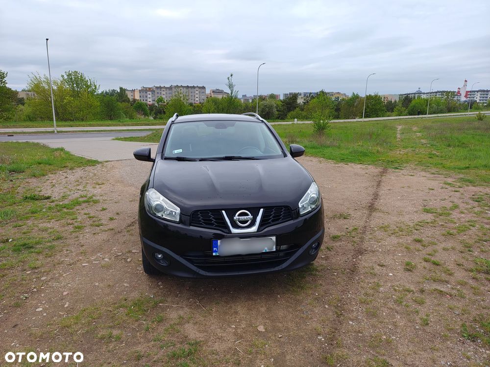 Nissan Qashqai - 2