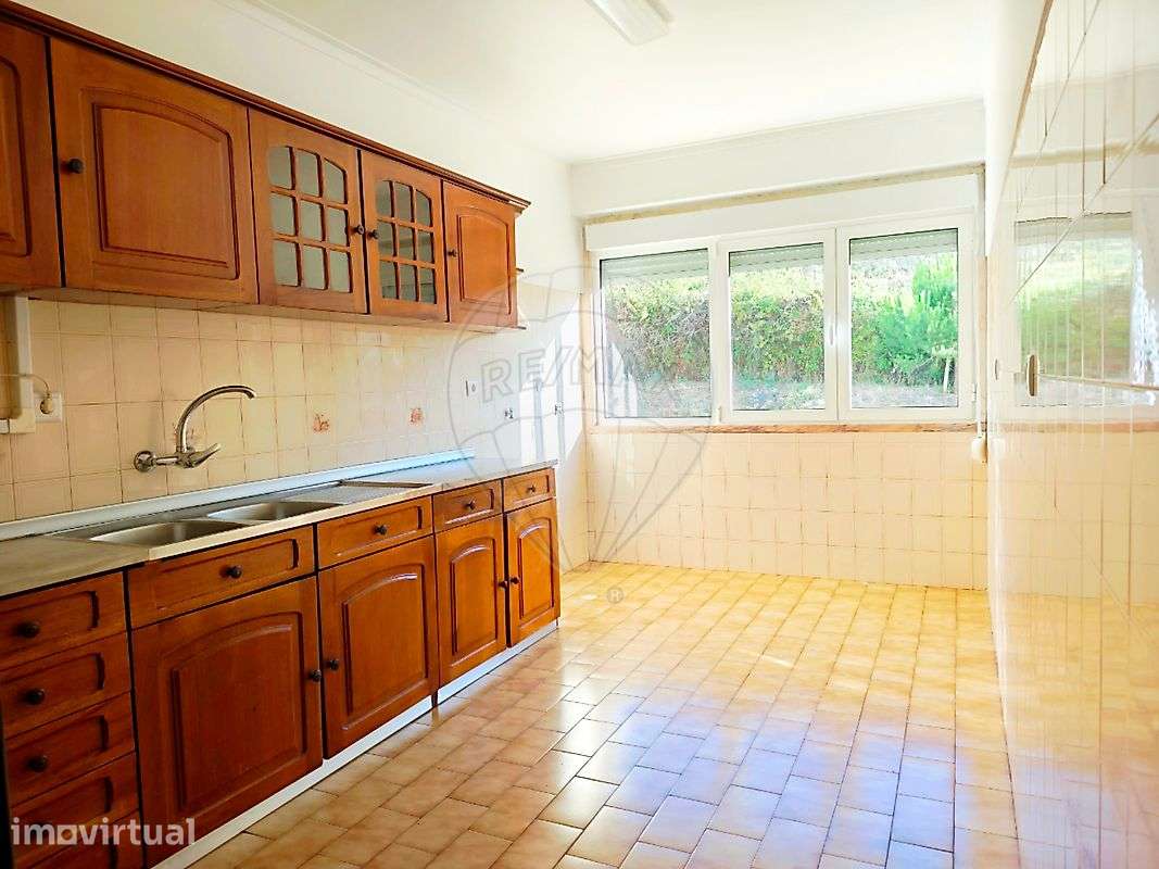 Apartamento T2 para arrendamento - Grande imagem: 2/10