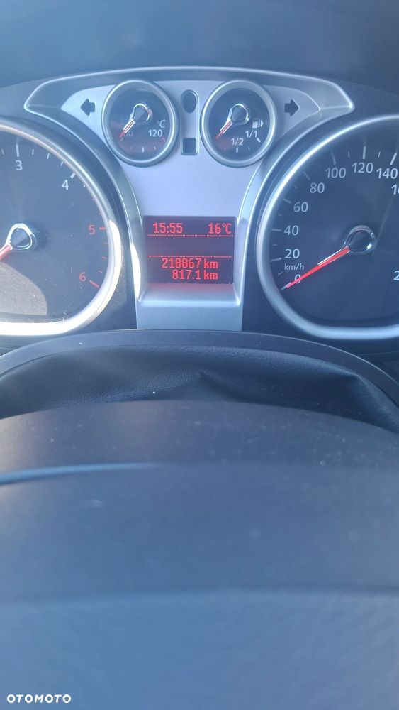 Ford Kuga 2.0 TDCi 2x4 Titanium - 15