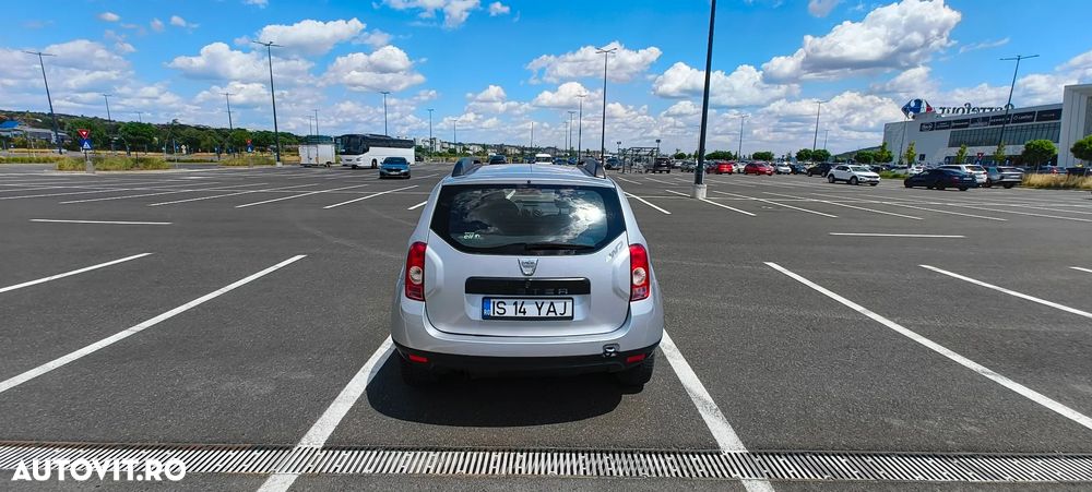 Dacia Duster 1.6 4x4 Laureate - 4