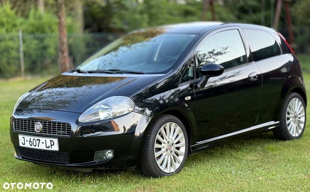 Fiat Grande Punto - 15