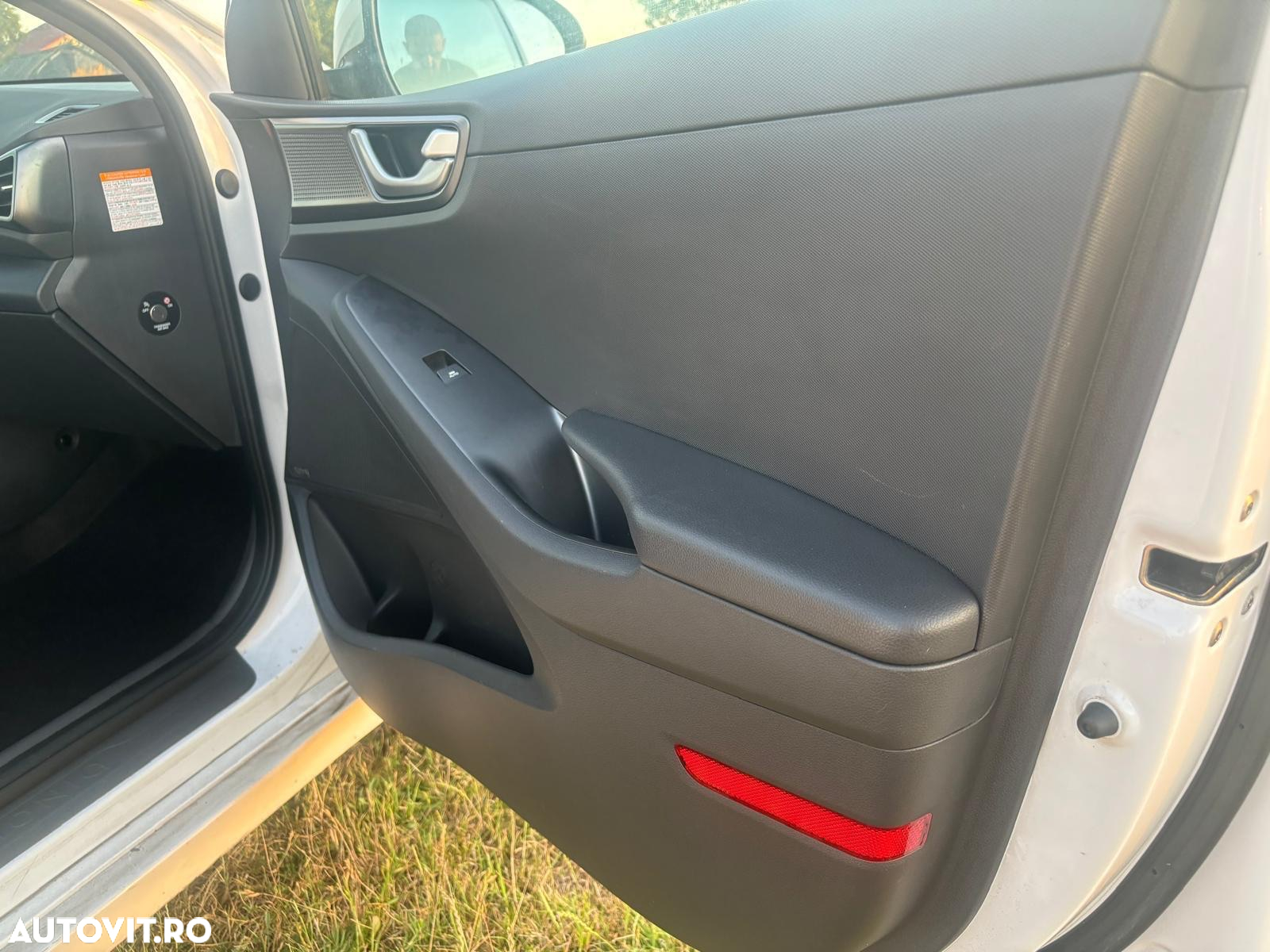 Hyundai IONIQ Hybrid 141CP Exclusive - 24