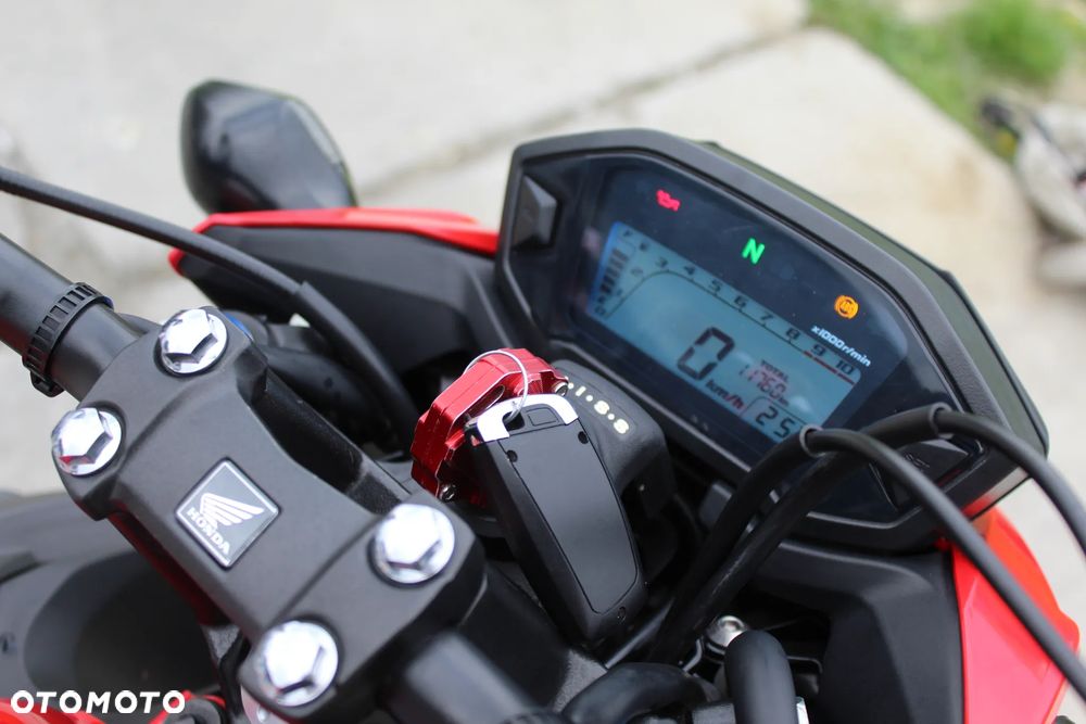 Honda CB - 15