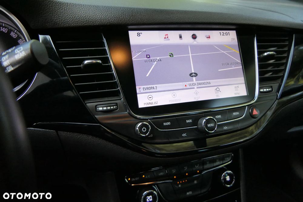 Opel Astra 1.4 Turbo Innovation - 23