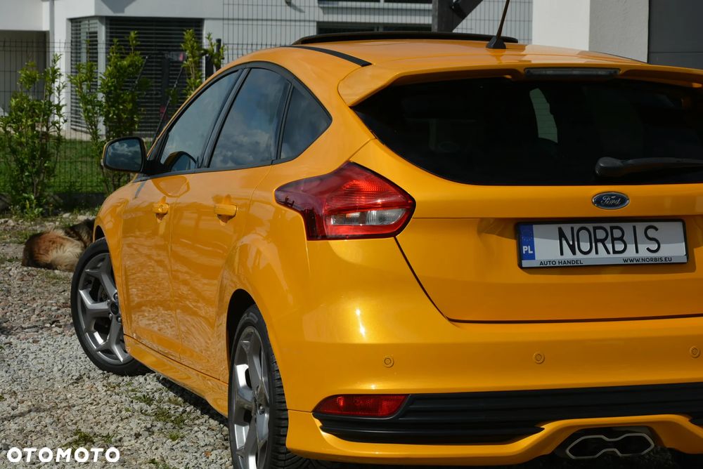 Ford Focus 2.0 TDCi ST-2 PowerShift - 25