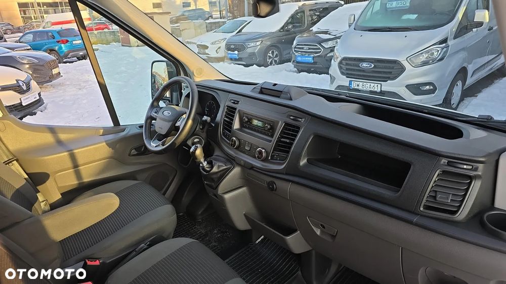Ford Transit - 8