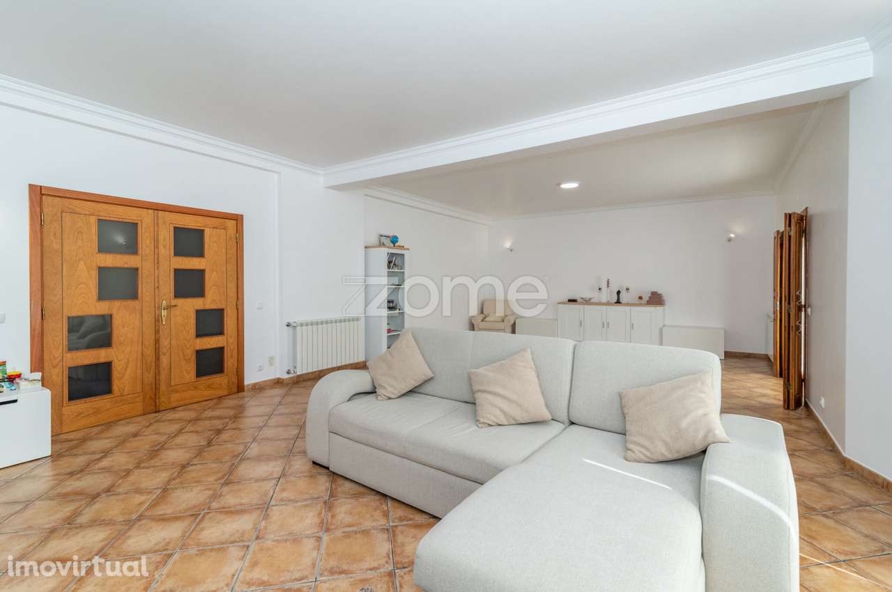 Moradia T5 isolada | 420 m² | Terreno 2380 m² | Cernache - Grande imagem: 3/23
