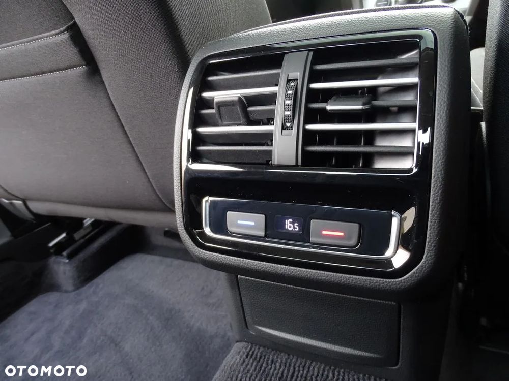 Volkswagen Passat 2.0 TDI BMT Comfortline - 36