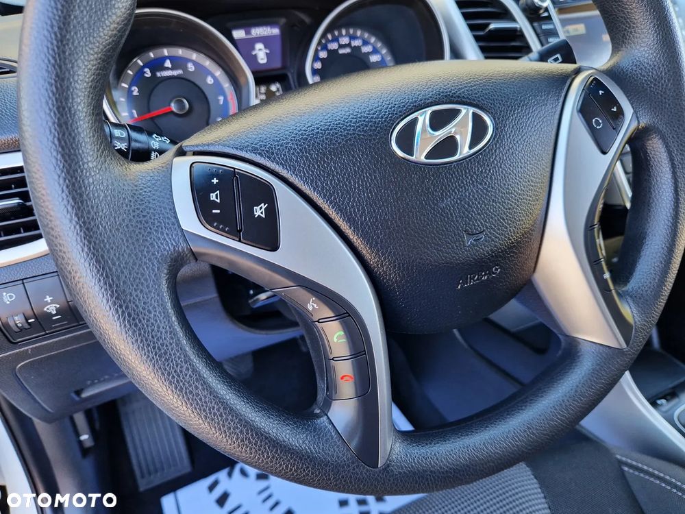 Hyundai i30 blue 1.4 Classic Navigation - 27