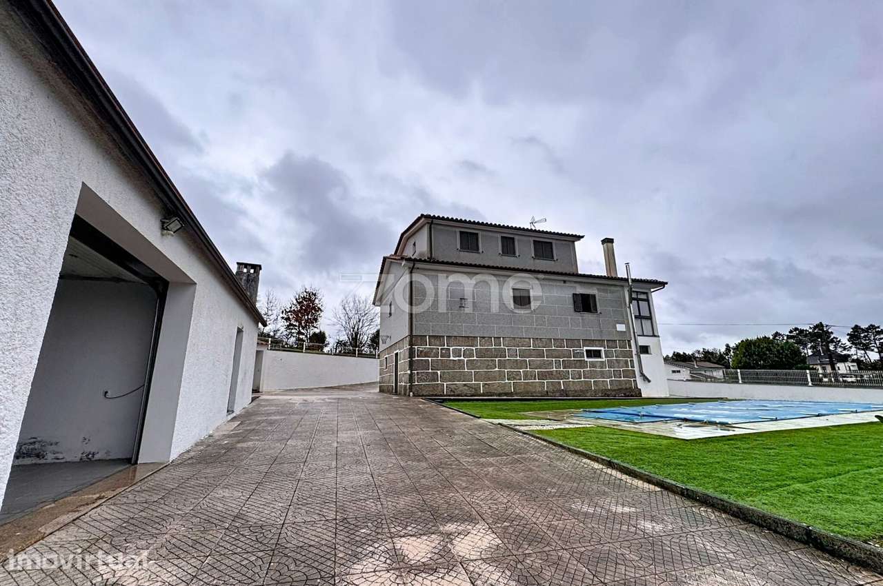 Moradia com Piscina, Quintal e Conforto Total a 8 km de Viseu - Grande imagem: 4/41