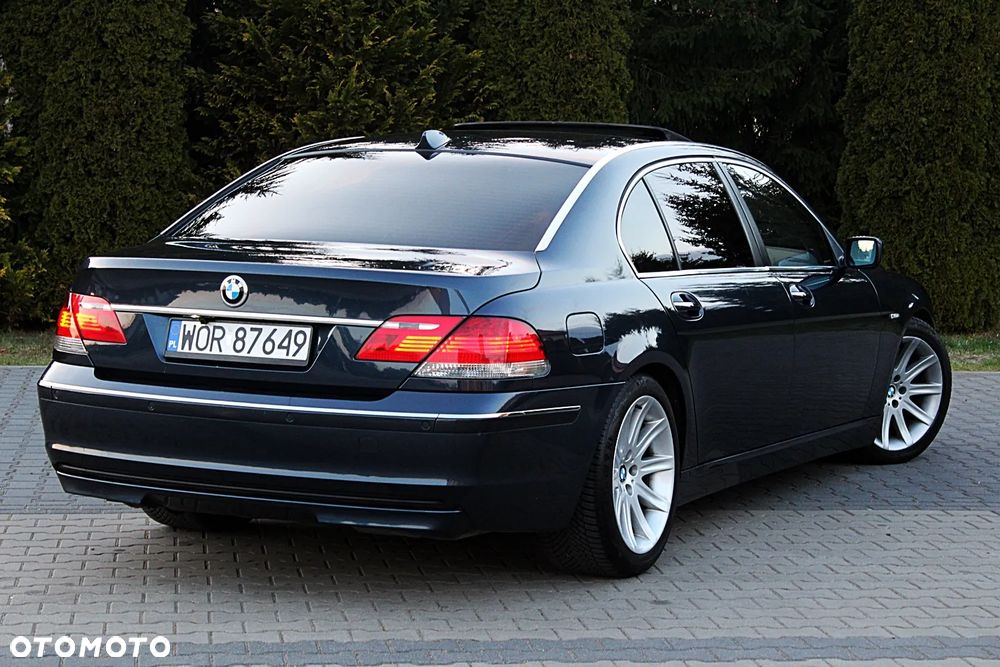 BMW Seria 7 750Li - 14