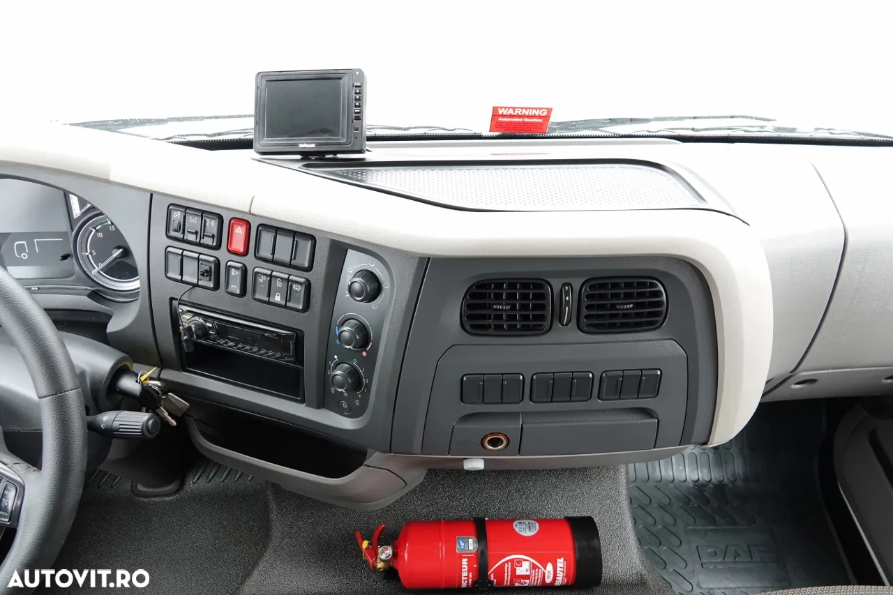 DAF LF 250 / 4X2 / CUTIE - 7.30 + HDS HYVA HB 150XE3 / RADIOCOMANDĂ / ROTATOR / CAPACITATE MAX: 5200 KG / EURO 6 - 29