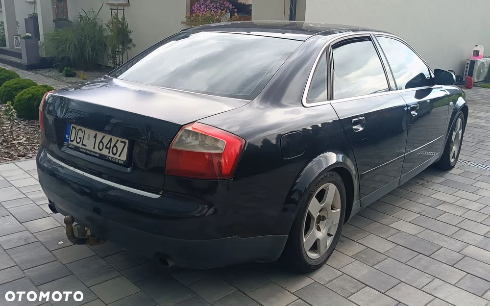 Audi A4 Limousine 1.8T Quattro - 4