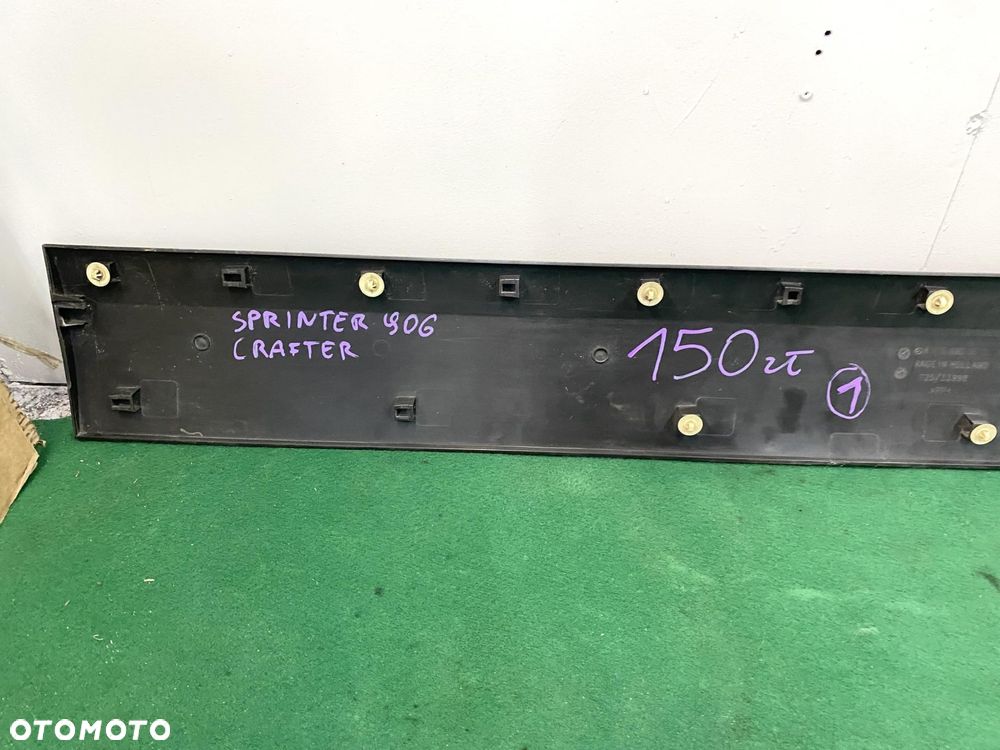 SPRINTER 906 VW CRAFTER 06- LISTWA LEWA BOCZNA CZARNA ORYGINALNA - 3