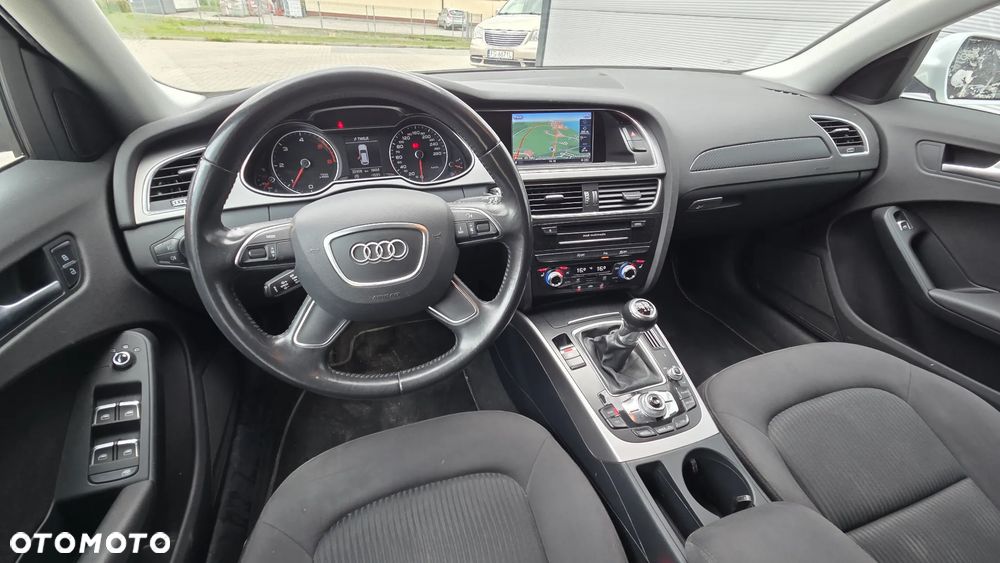 Audi A4 Avant - 10