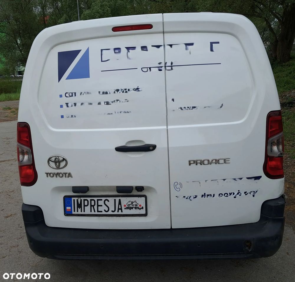 Toyota Proace City - 7