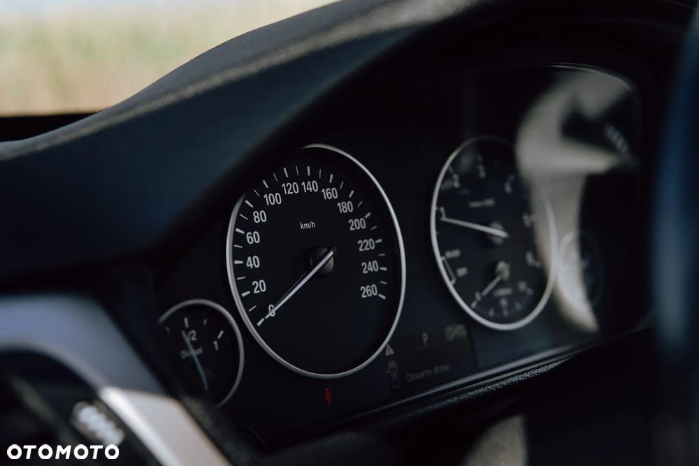 BMW Seria 3 320d Advantage - 15