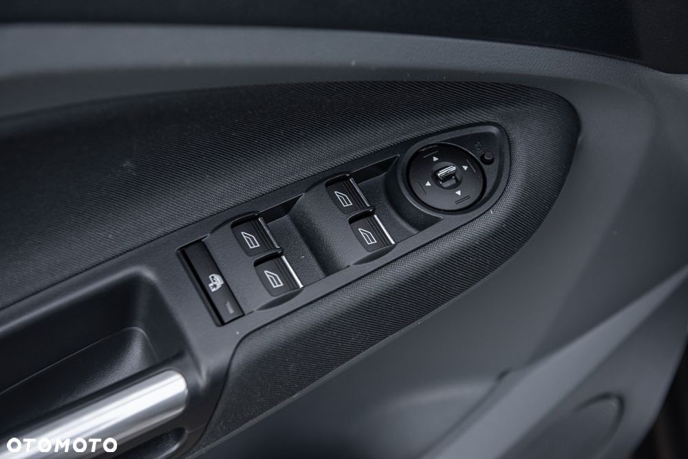Ford C-MAX - 16