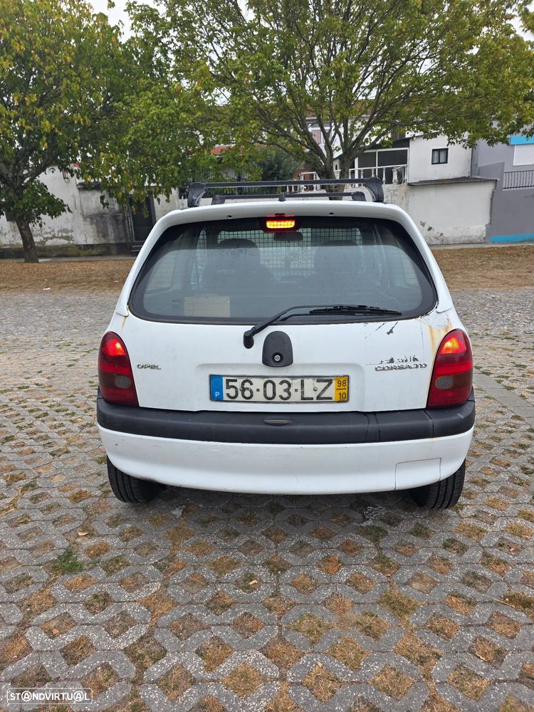 Opel Corsa 1.5 TD - 4