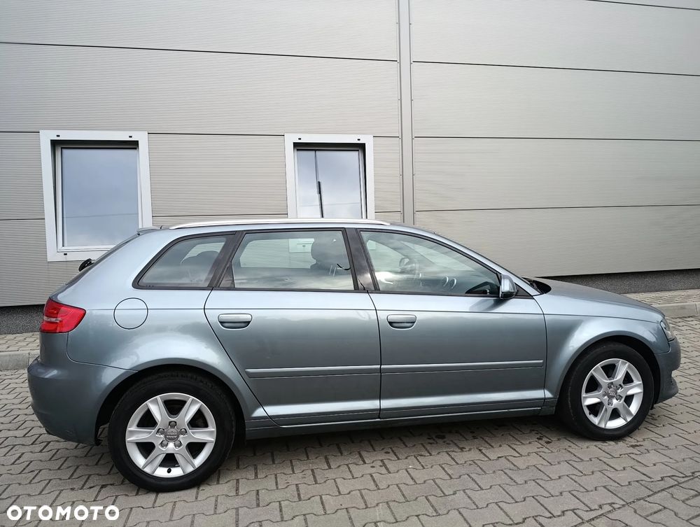 Audi A3 Sportback - 18