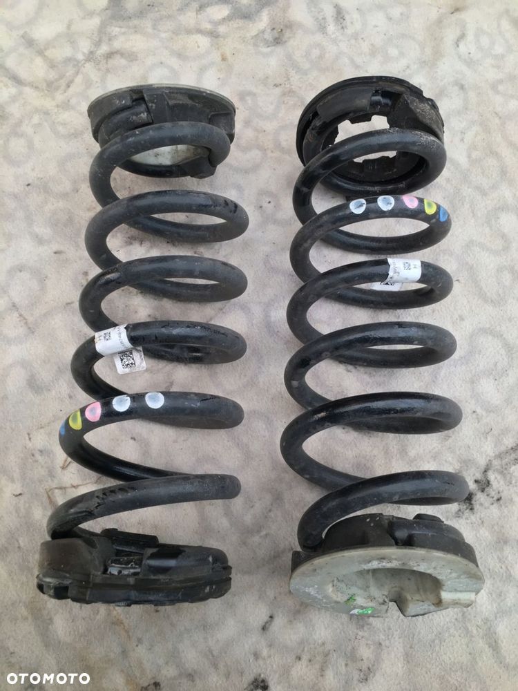 DISCOVERY SPORT L550 LIFT SPRĘŻYNA TYŁ - 3