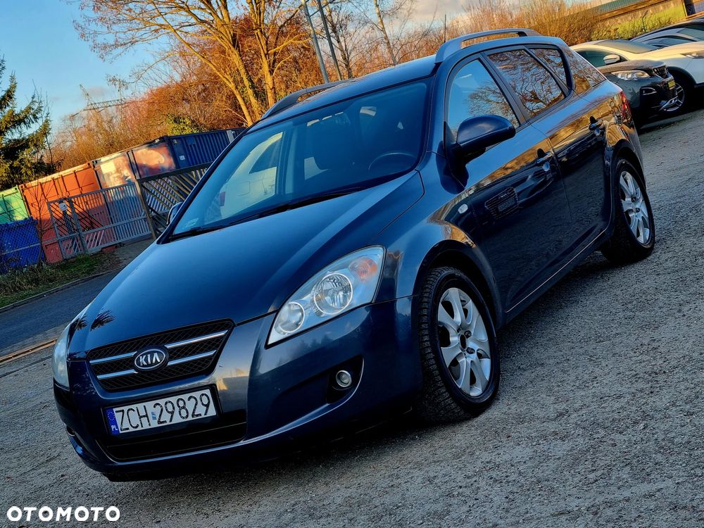 Kia Ceed 1.6 Crdi Comfort - 1