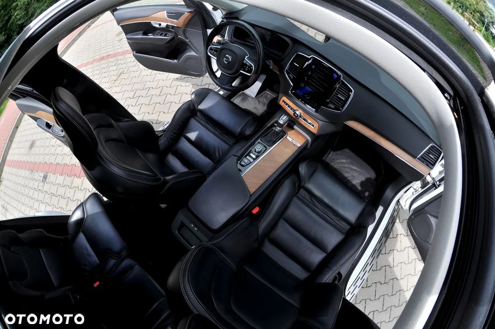 Volvo XC 90 D5 AWD Geartronic Inscription - 22