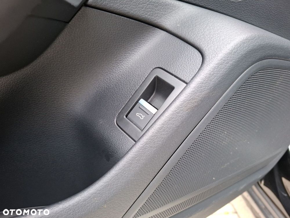 Audi A6 Allroad - 28