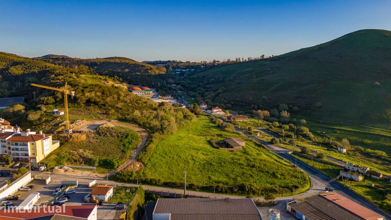 Terreno Misto para construção industrial/habitacional - Grande imagem: 3/9