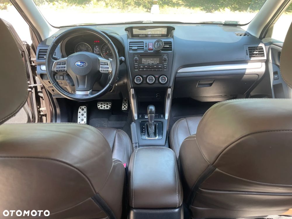 Subaru Forester 2.0XT Comfort Lineartronic - 23