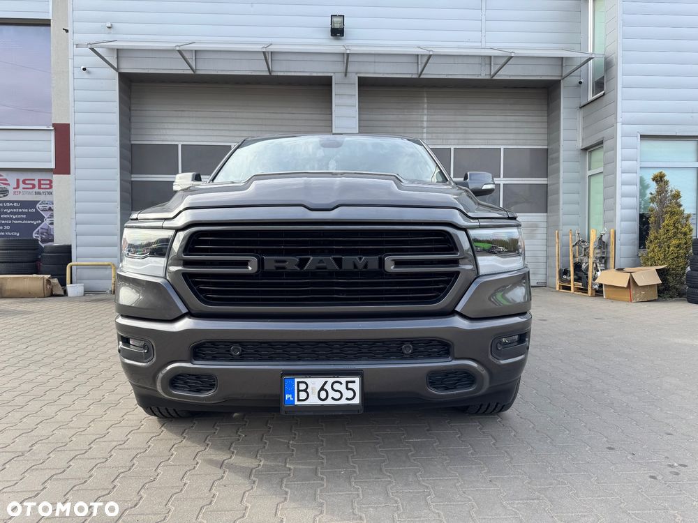 RAM 1500 5.7 Quad Cab Laramie - 12