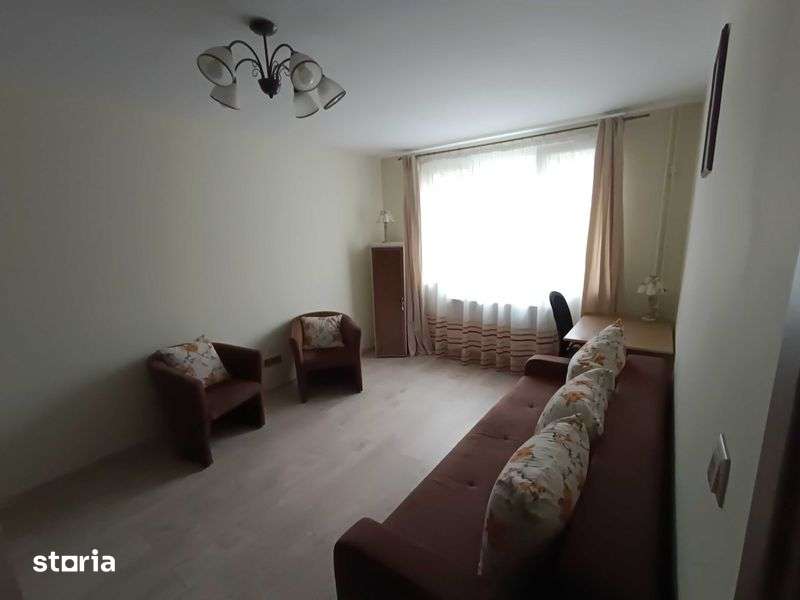 Inchiriez apartament 2 camere semicentral — fotografia 1