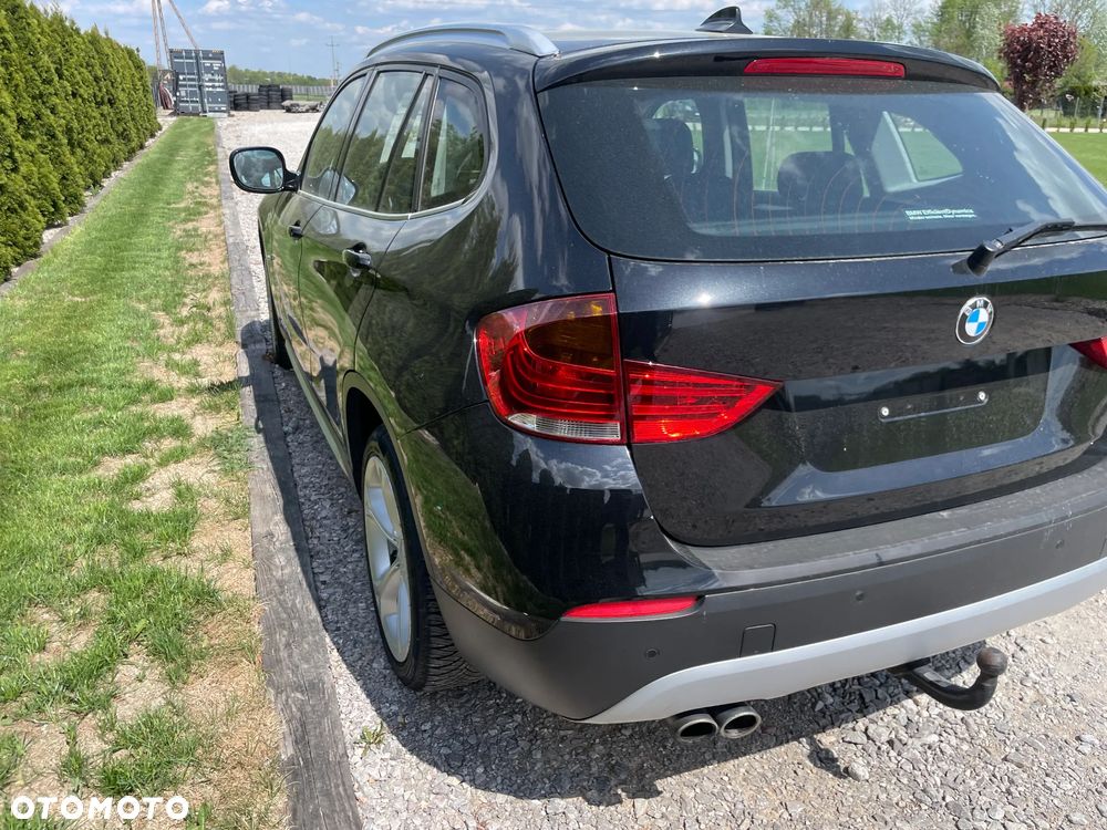 BMW X1 sDrive20i xLine - 12