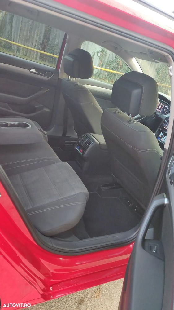 Volkswagen Passat 2.0 TDI SCR DSG Business - 12