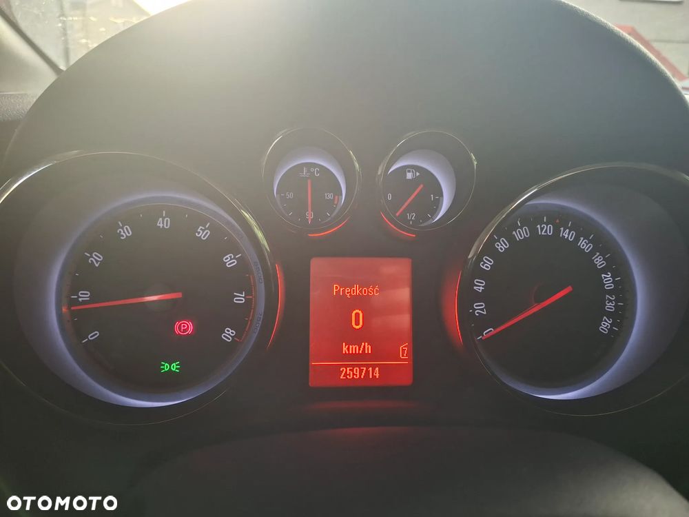 Opel Astra 1.4 T Cosmo - 6