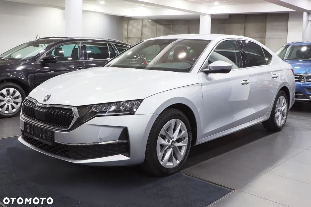 Skoda Octavia 1.5 TSI mHEV Drive Essence DSG - 3