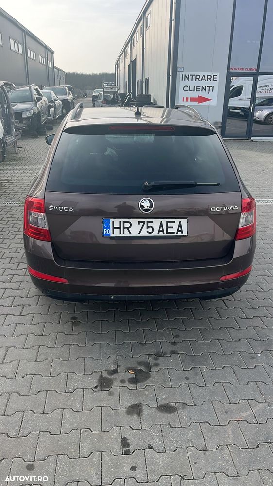Skoda Octavia 1.6 TDI Active - 4