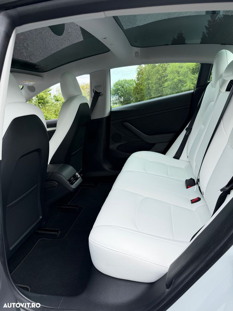 Tesla Model 3 Standard - 28