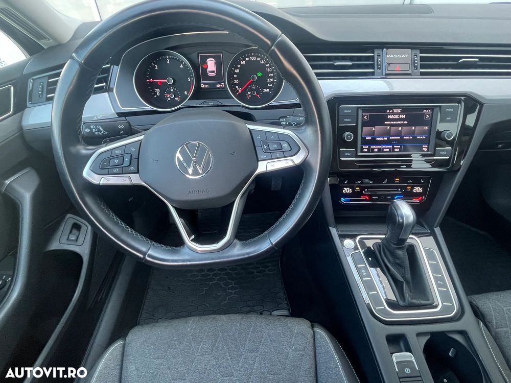 Volkswagen Passat 2.0 TDI DSG Comfortline - 11