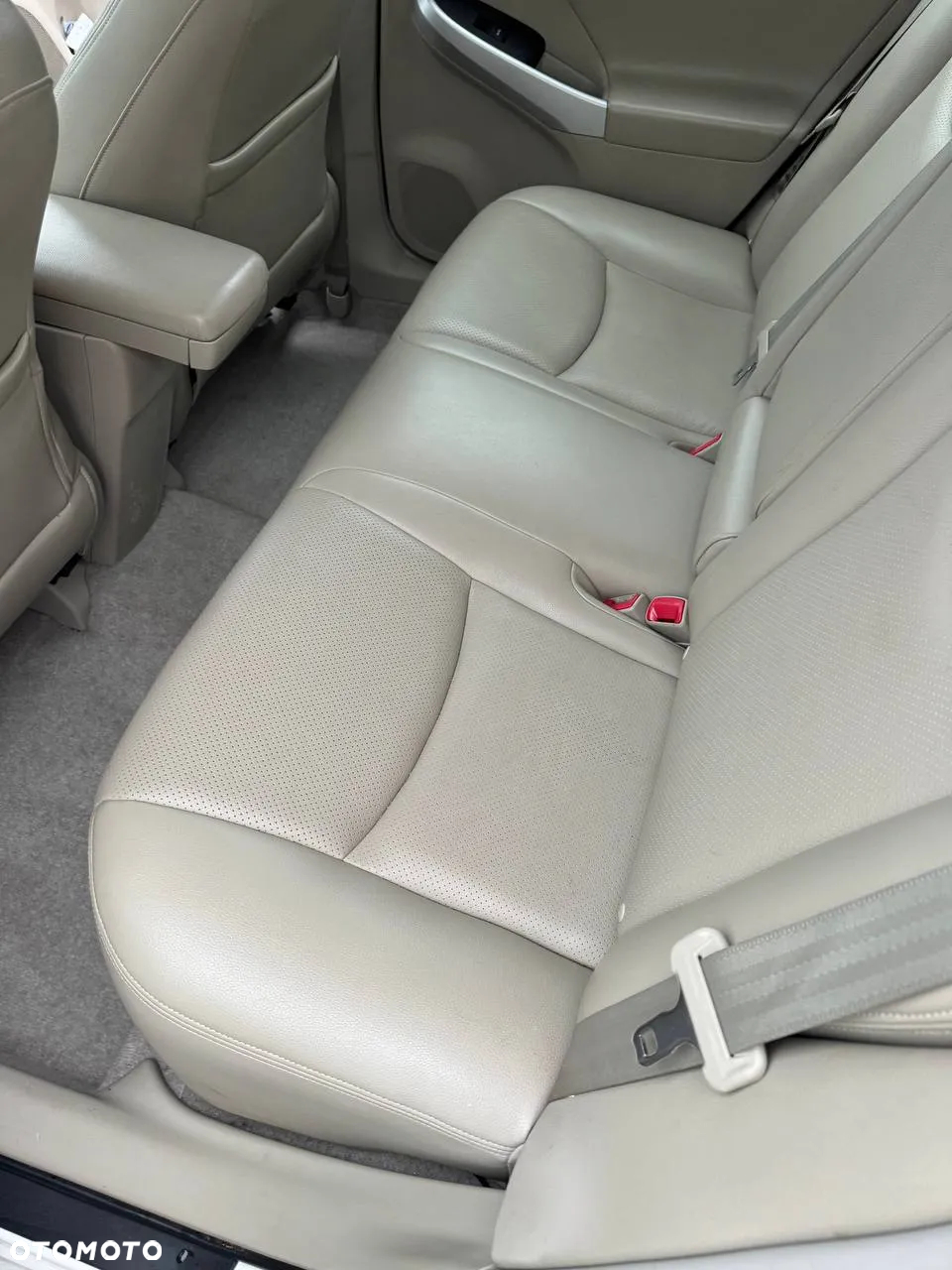 Toyota Prius - 10