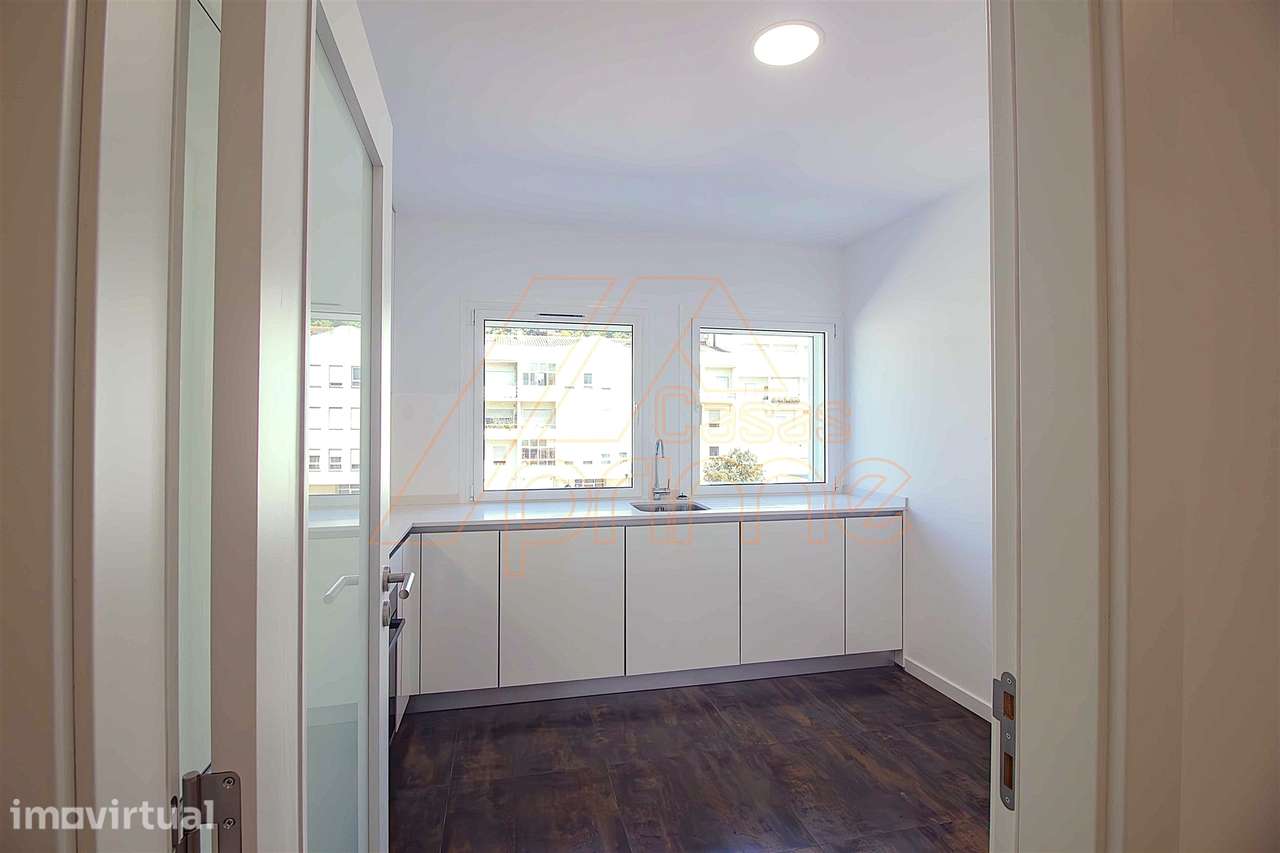 Apartamento T3 - Zona Norte - Coimbra/Venda - Grande imagem: 2/25