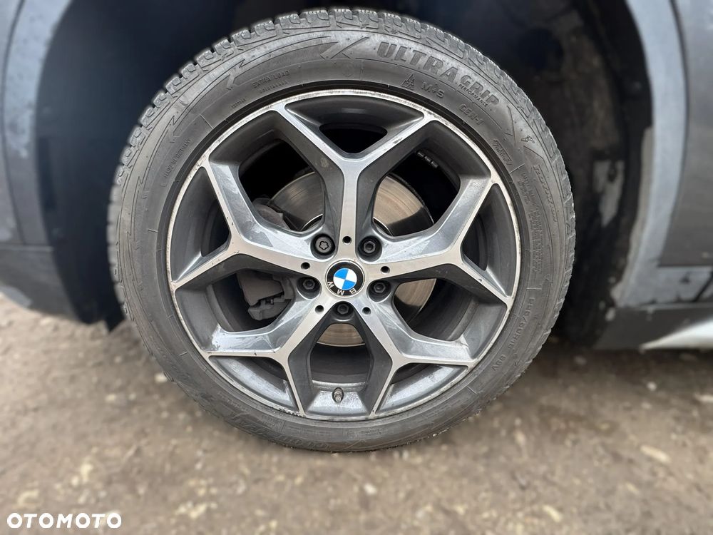 BMW X1 sDrive18d xLine - 28