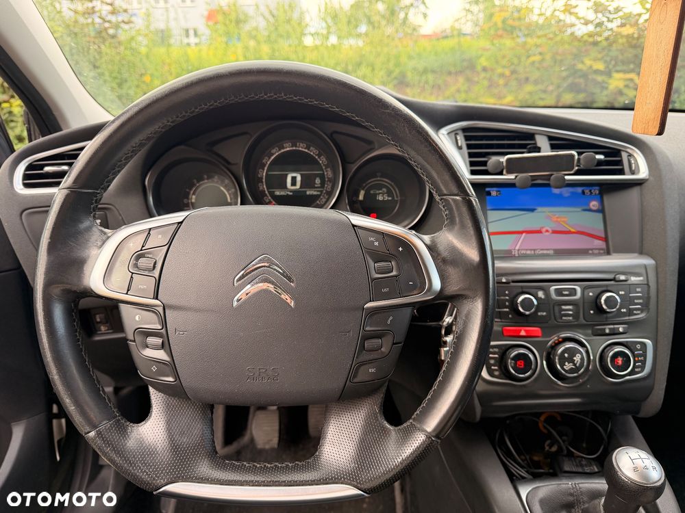 Citroën C4 HDi 90 Attraction - 7