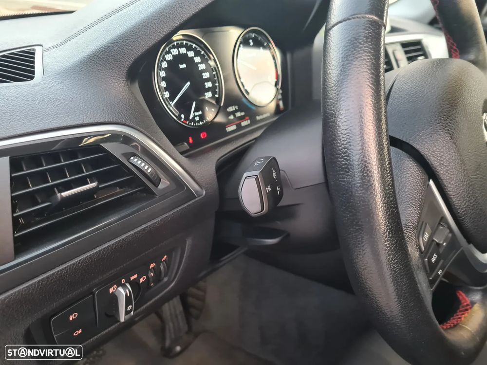 BMW 116 d EDynamics Line Sport - 26
