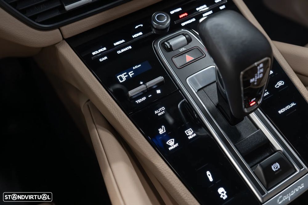 Porsche Cayenne E-Hybrid Tiptronic S Platinum Edition - 56